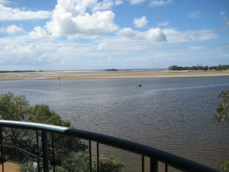 5/2 Duporth Avenue, Maroochydore QLD 4558