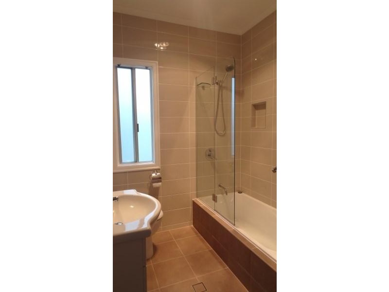 24 Clarke Street, Hendra QLD 4011