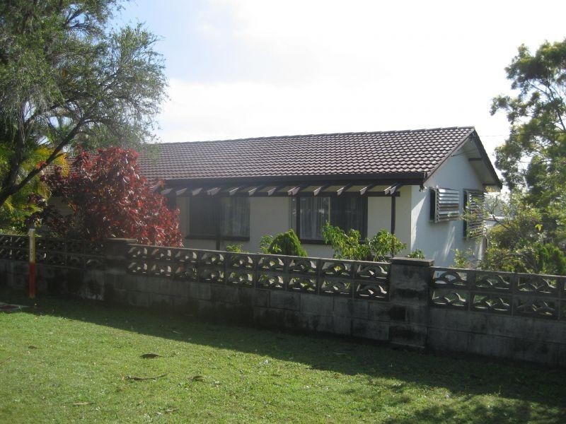 16 Blaxland Street, Capalaba QLD 4157