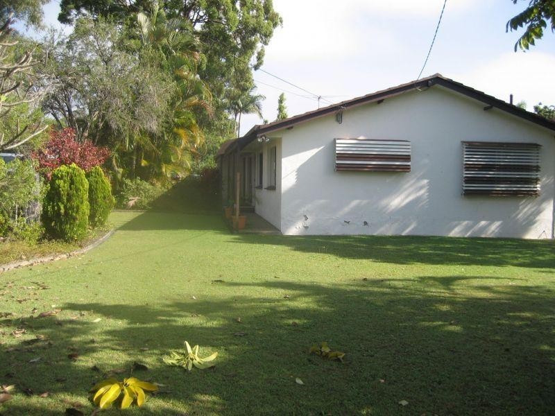 16 Blaxland Street, Capalaba QLD 4157