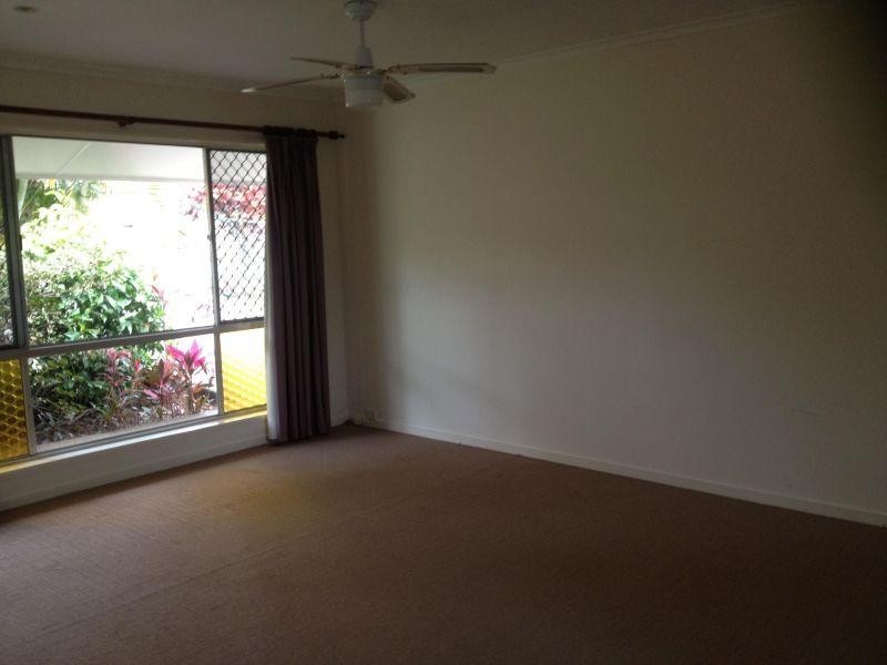 16 Blaxland Street, Capalaba QLD 4157