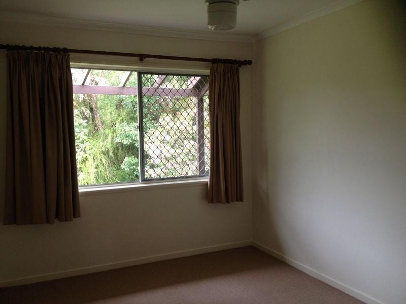 16 Blaxland Street, Capalaba QLD 4157