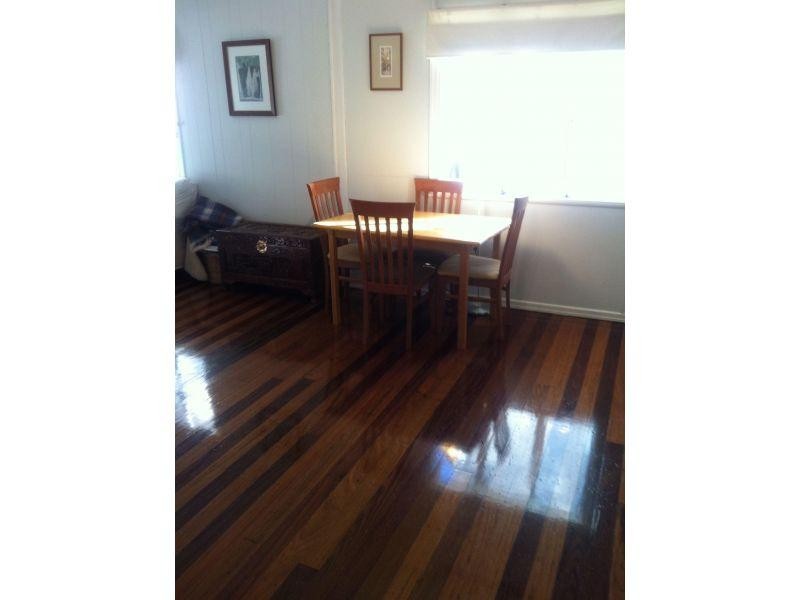 3 Pansy Street, Wynnum QLD 4178