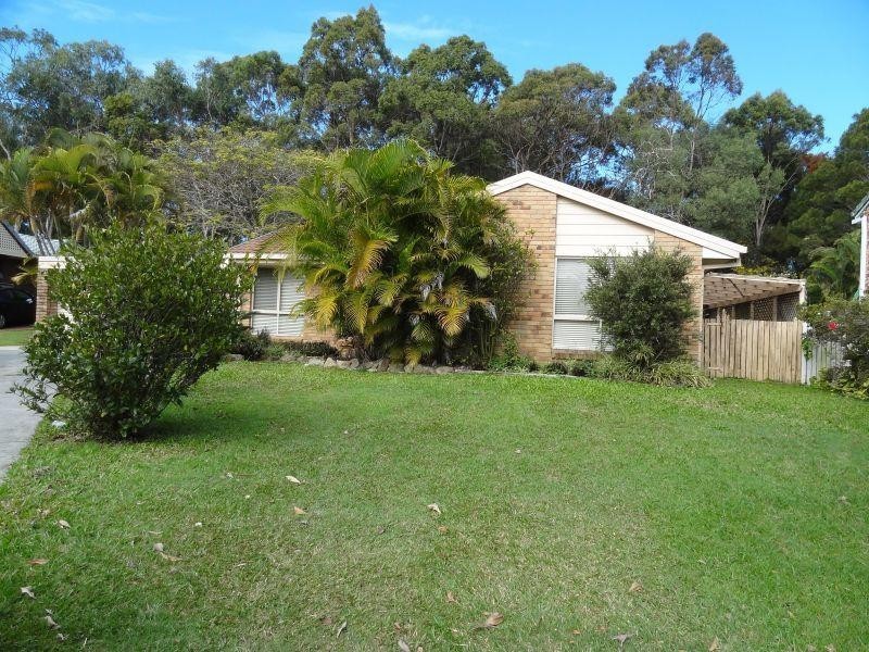 23 Fuchsia Close, Birkdale QLD 4159
