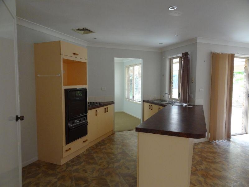 23 Fuchsia Close, Birkdale QLD 4159