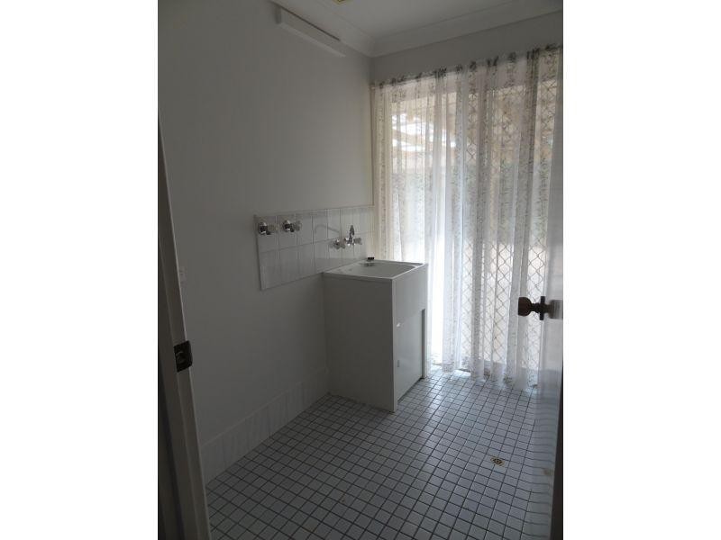 23 Fuchsia Close, Birkdale QLD 4159