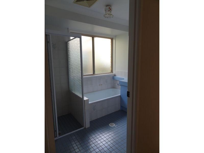 23 Fuchsia Close, Birkdale QLD 4159