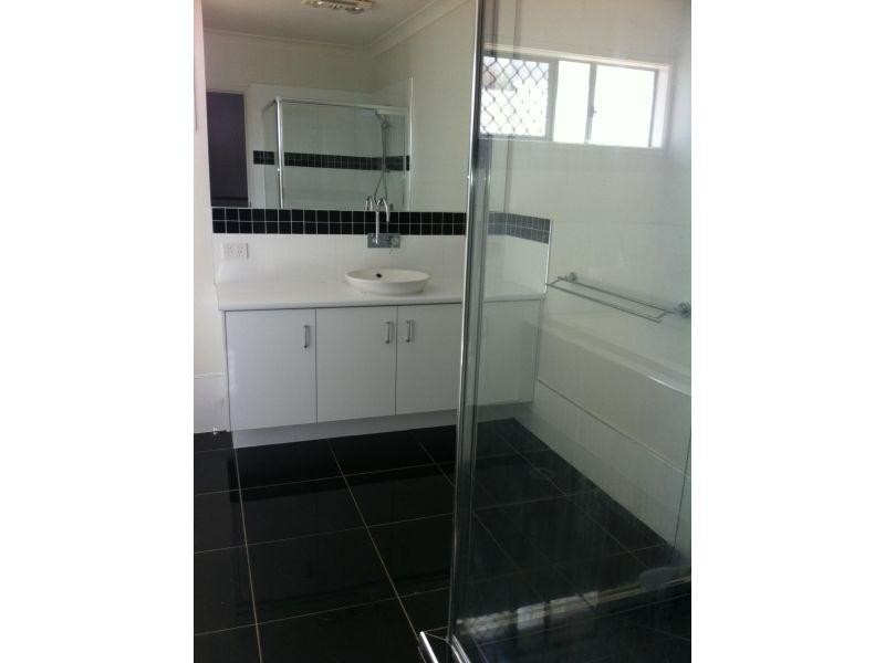 10 John Street, Thorneside QLD 4158