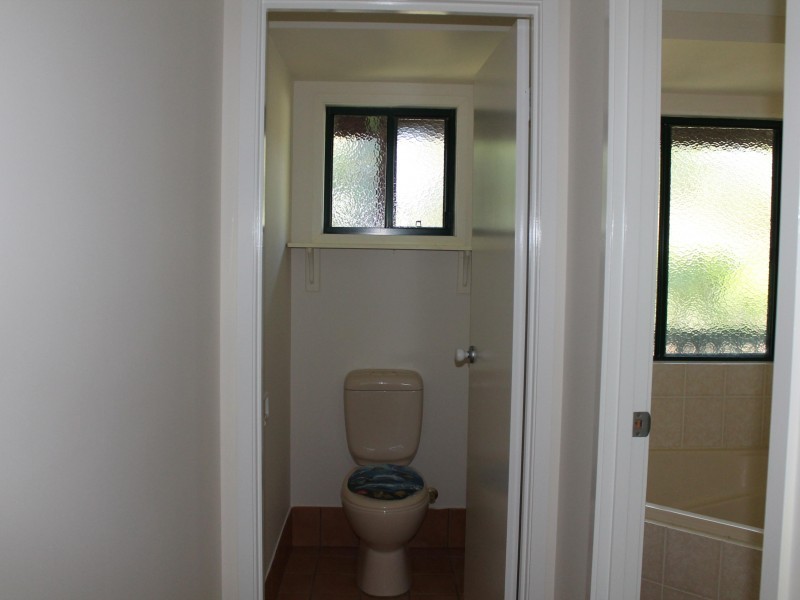 4 Pandanus Street, Coochiemudlo Island QLD 4184