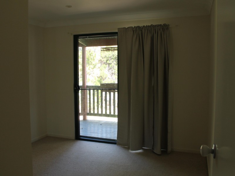 4 Pandanus Street, Coochiemudlo Island QLD 4184