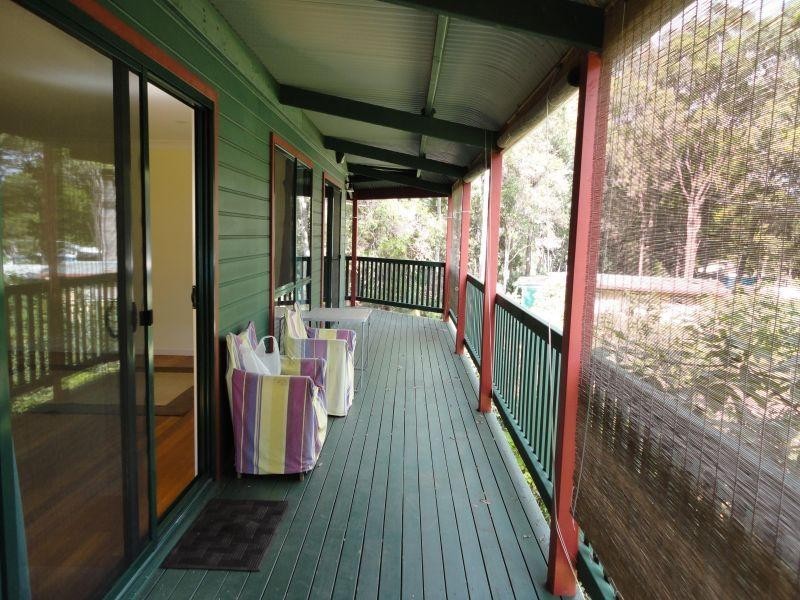 4 Pandanus Street, Coochiemudlo Island QLD 4184