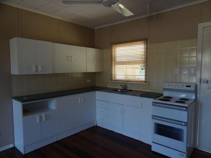 3 Lawnhill Avenue, Deception Bay QLD 4508