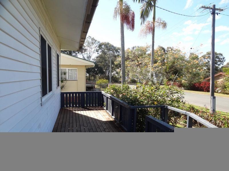 3 Lawnhill Avenue, Deception Bay QLD 4508