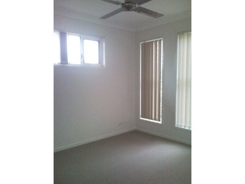 39 Worchester Crescent, Wakerley QLD 4154