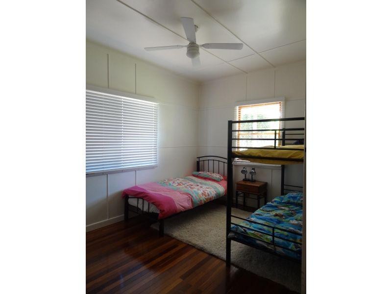 24 Baldwin Street, Redcliffe QLD 4020