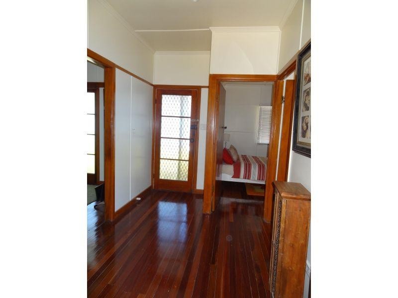 24 Baldwin Street, Redcliffe QLD 4020