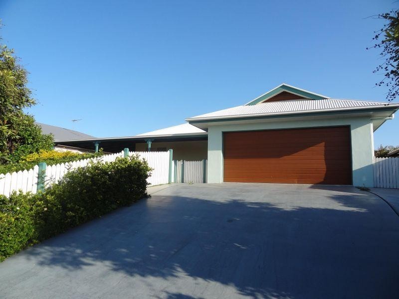 22 Mallan Terrace, Birkdale QLD 4159