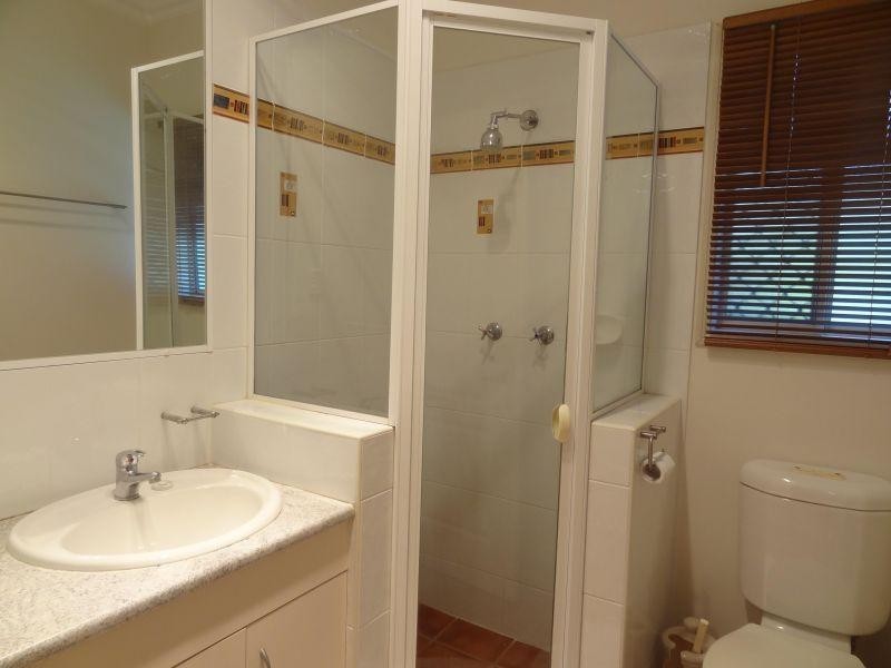 22 Mallan Terrace, Birkdale QLD 4159