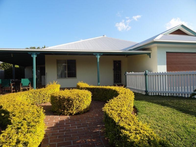 22 Mallan Terrace, Birkdale QLD 4159