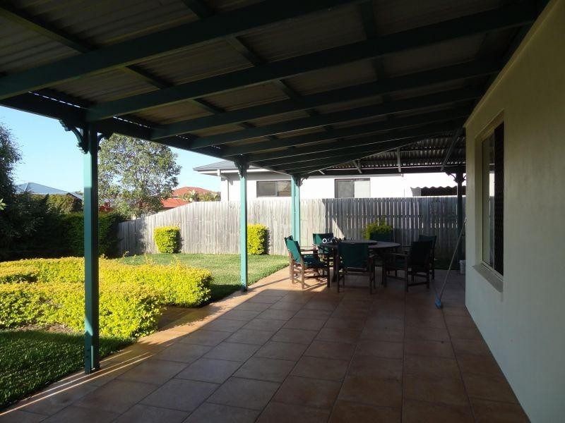 22 Mallan Terrace, Birkdale QLD 4159