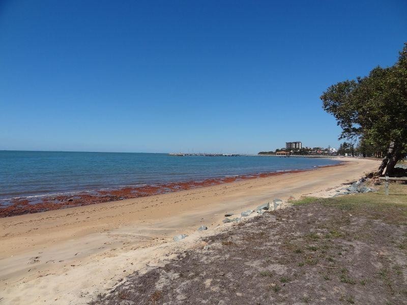 79 Steven Street, Redcliffe QLD 4020