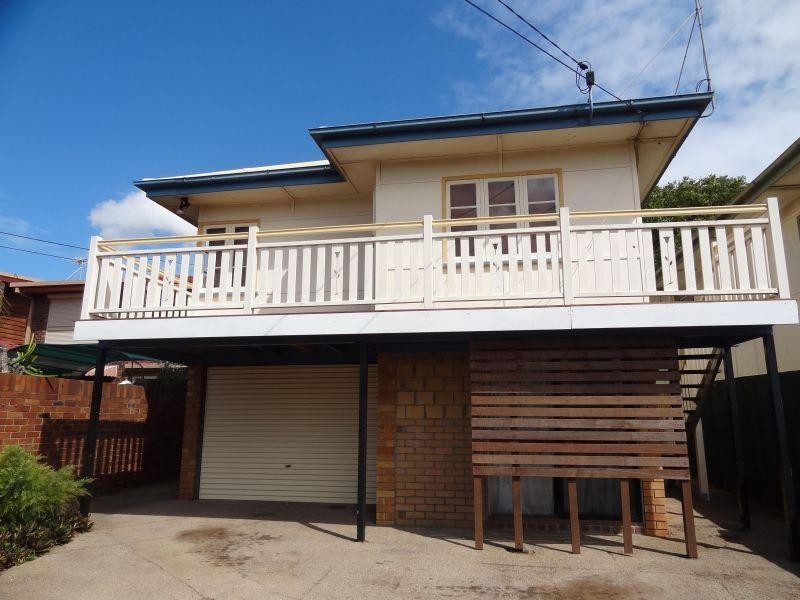 633 Oxley Avenue, Scarborough QLD 4020