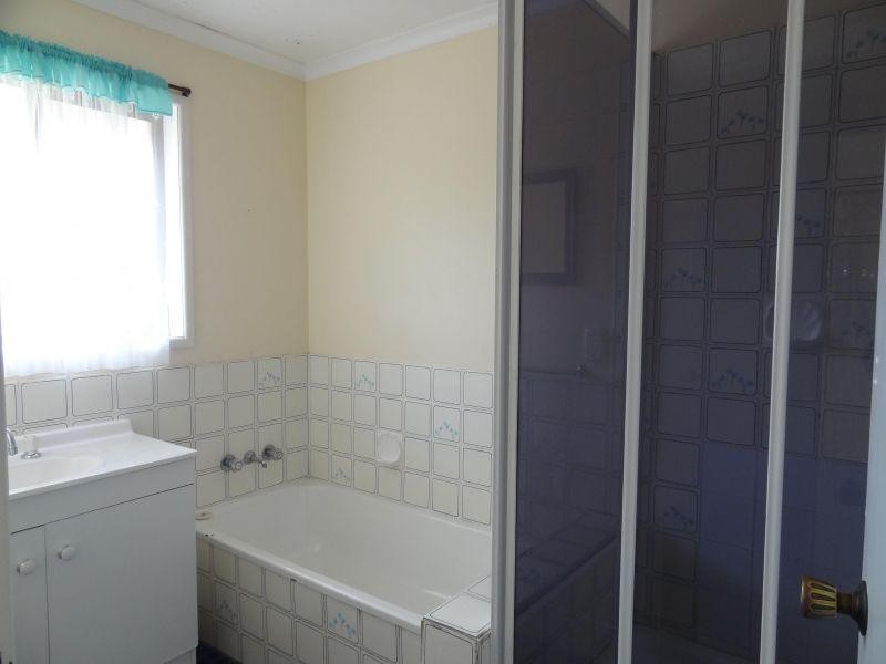 1 Nangando Street, Capalaba QLD 4157