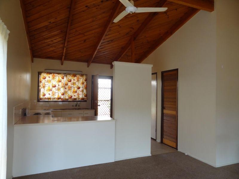 2/97 Cumberland Drive, Alexandra Hills QLD 4161