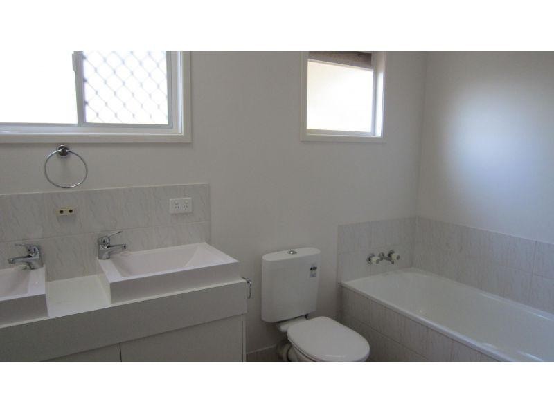 44 Double Jump Road, Redland Bay QLD 4165