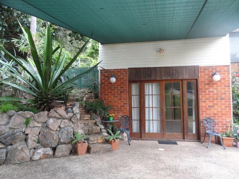 25 Alamine Street, Holland Park QLD 4121