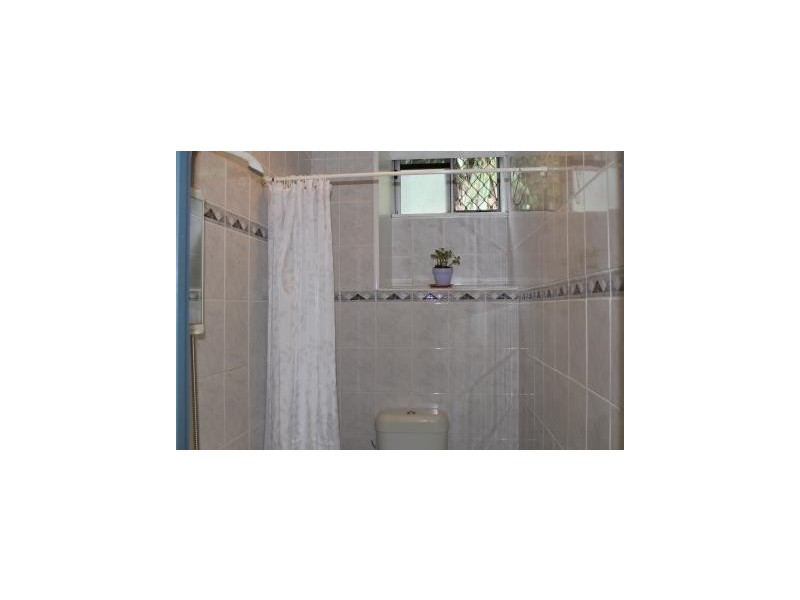 25 Alamine Street, Holland Park QLD 4121