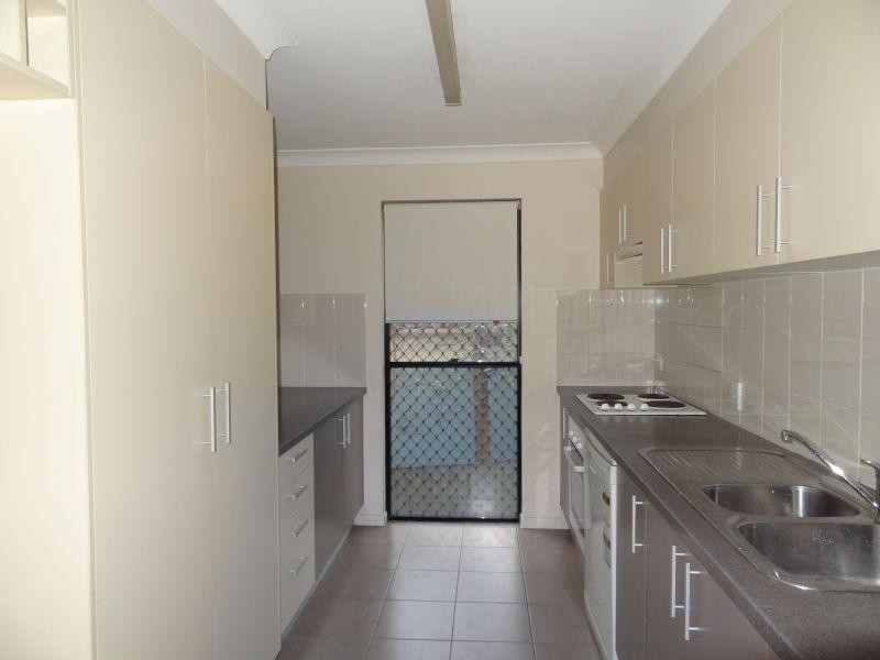 1/25 Pittwin Road North, Capalaba QLD 4157