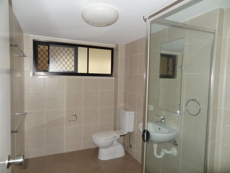 1/25 Pittwin Road North, Capalaba QLD 4157