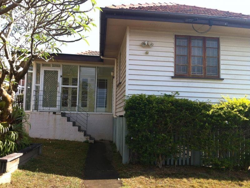 28 Cressey Street, Wavell Heights QLD 4012