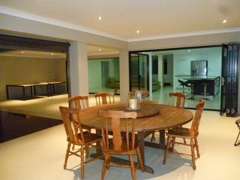 18 Compass Court, Raby Bay QLD 4163