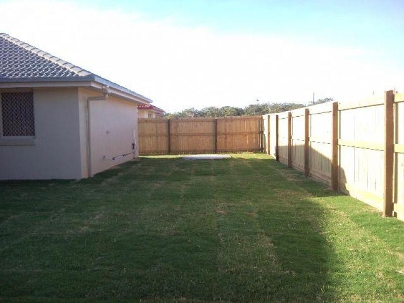 61 Sandstone Boulevard, Ningi QLD 4511