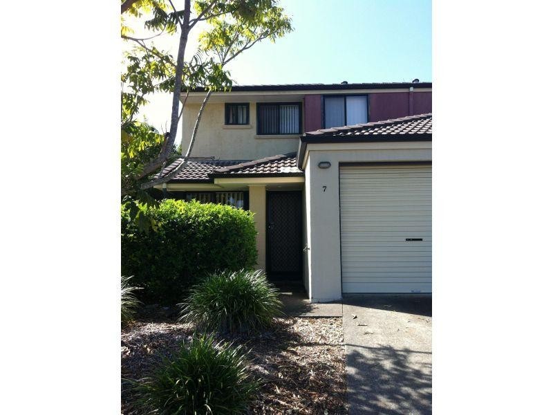 7/11 Federation Street, Wynnum West QLD 4178