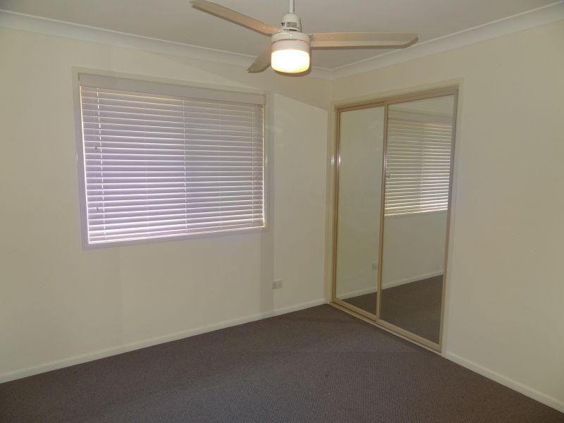 1 Spring Close, Calamvale QLD 4116