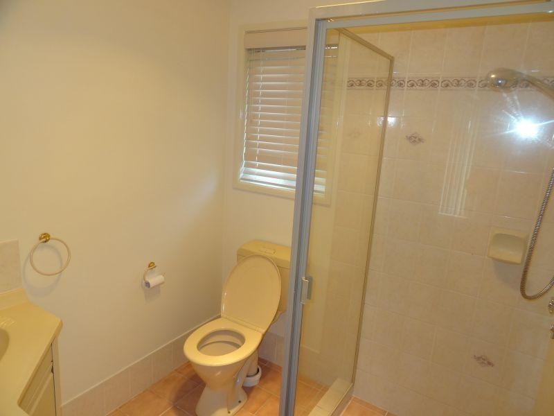 1 Spring Close, Calamvale QLD 4116