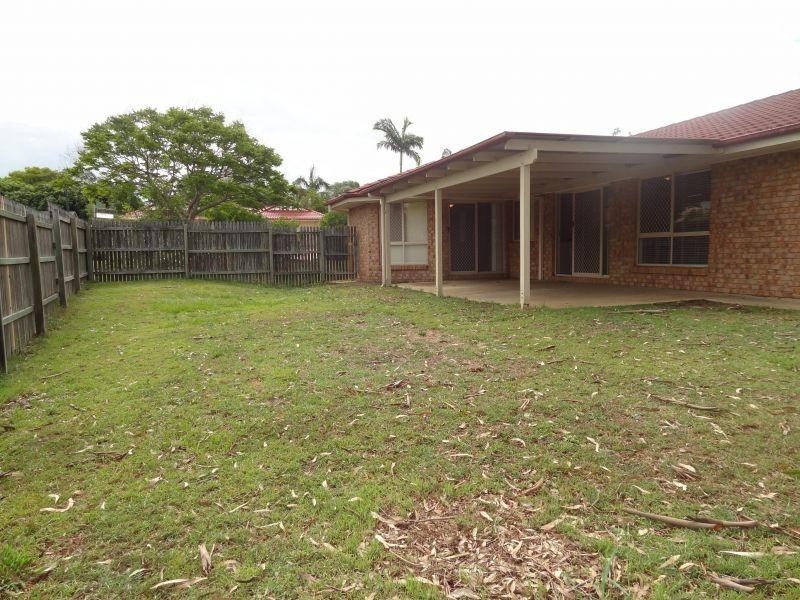 1 Spring Close, Calamvale QLD 4116