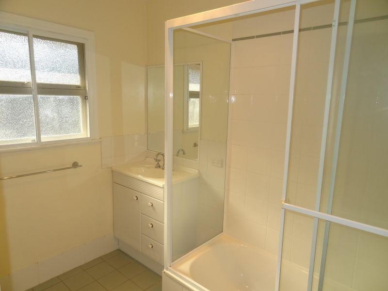 28 Cressey Street, Wavell Heights QLD 4012