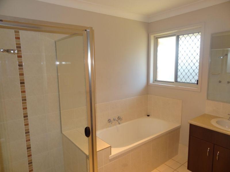 9 Grassdale Street, Morayfield QLD 4506