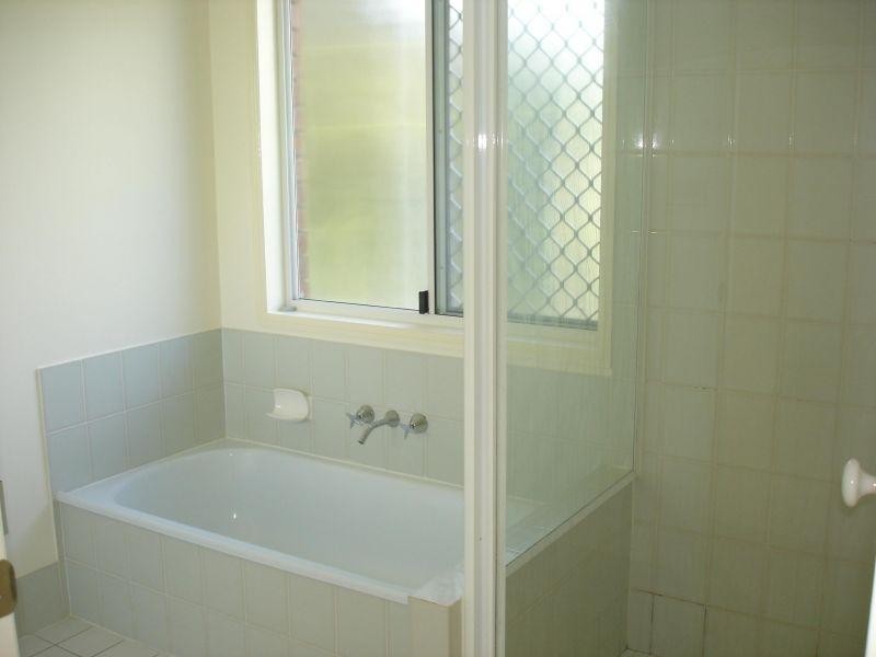22 Penrose Avenue, Redland Bay QLD 4165