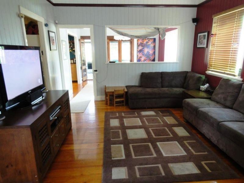 5 Fork Street, Coorparoo QLD 4151