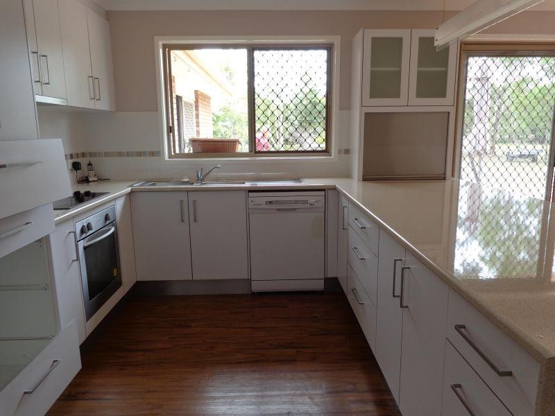 17 Pandanus Street, Birkdale QLD 4159