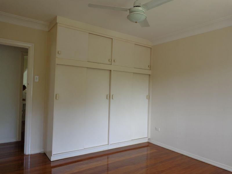 4 Lana street, Tarragindi QLD 4121
