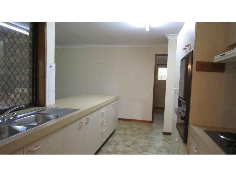 6 Estaway Court, Capalaba QLD 4157