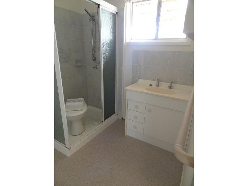 6 Daveson Road, Birkdale QLD 4159