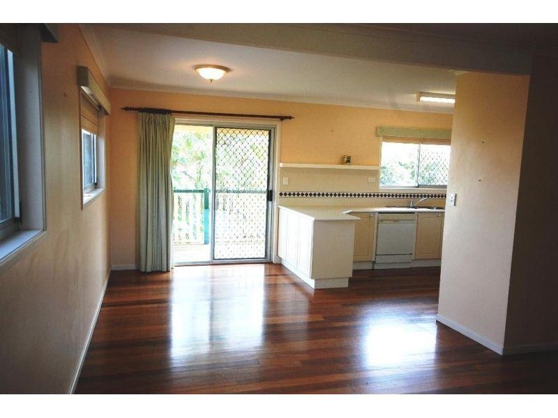 16 Bee Street, Ormiston QLD 4160