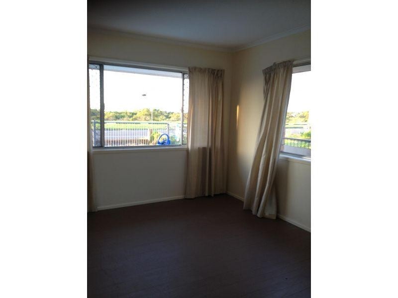 304 Queens Esplanade, Thorneside QLD 4158
